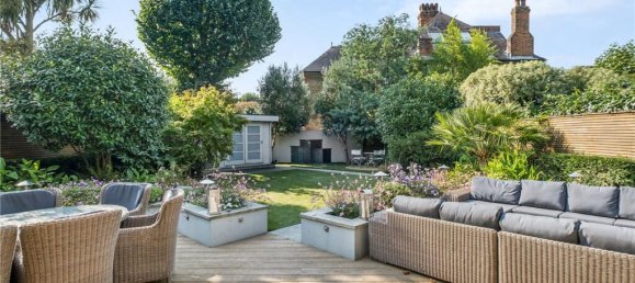 5 bedrooms House in London, United Kingdom No. 3731 11