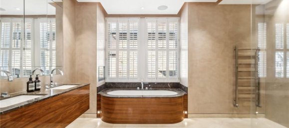 5 bedrooms House in London, United Kingdom No. 3731 7