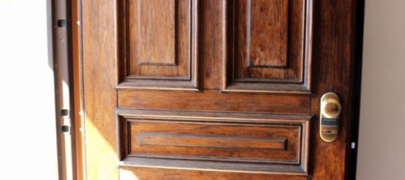 Дом с 5 комнатами в Туфилло, Италия № 84412 20