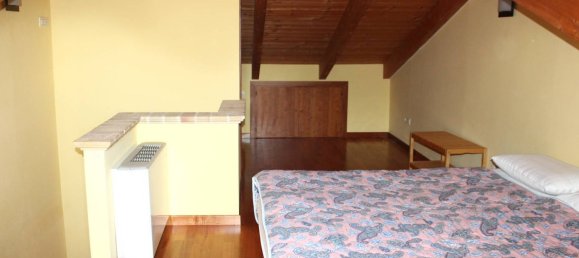 Дом с 5 комнатами в Туфилло, Италия № 84412 32