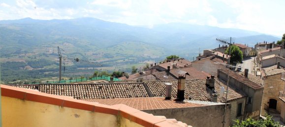 Дом с 5 комнатами в Туфилло, Италия № 84412 47