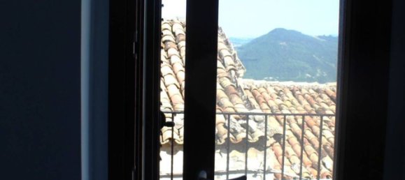 Дом с 5 комнатами в Туфилло, Италия № 84412 26