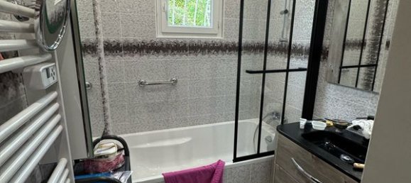 Casa de 4 dormitorios en Sonchamp, France No. 319485 9