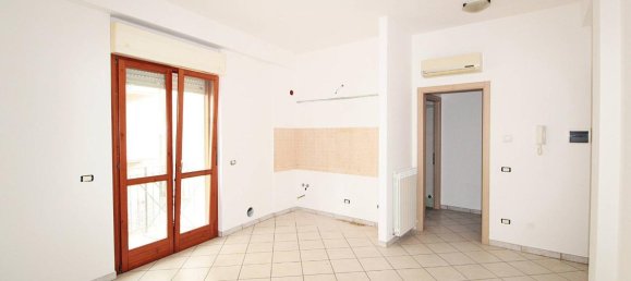 Studio in San Benedetto del Tronto, Italy No. 163969 4