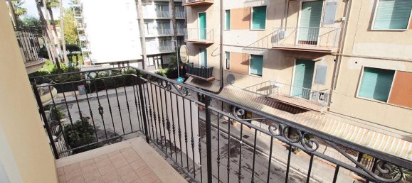 Studio in San Benedetto del Tronto, Italy No. 163969 7