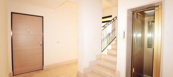 Studio in San Benedetto del Tronto, Italy No. 163969 3