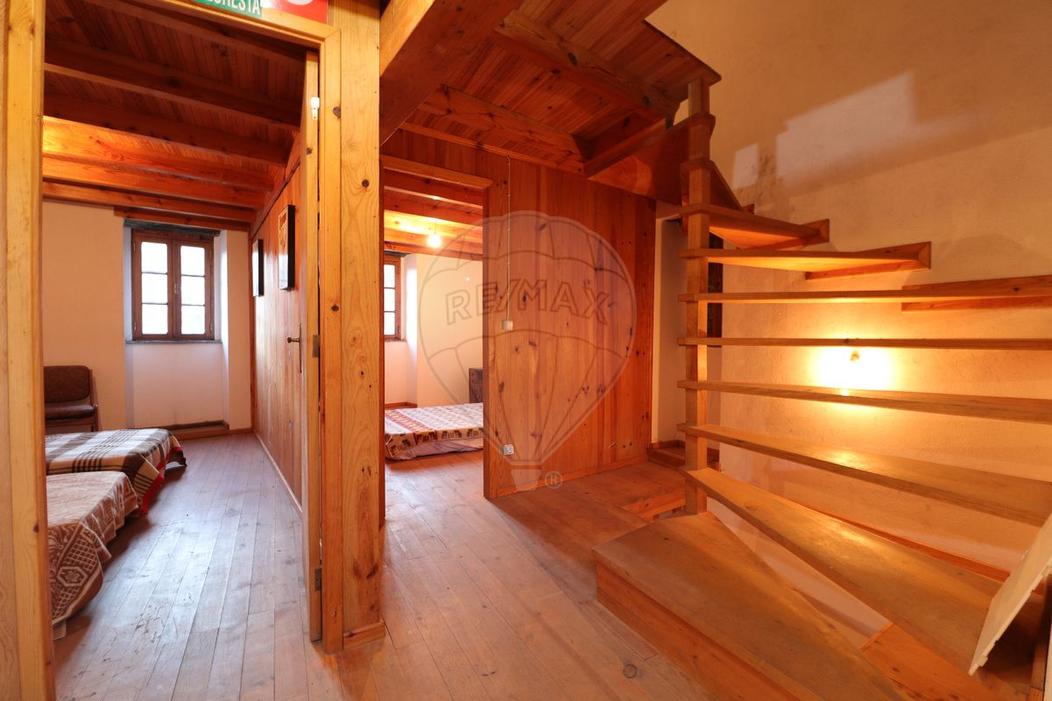 3 bedrooms House in Seia, Portugal No. 29788