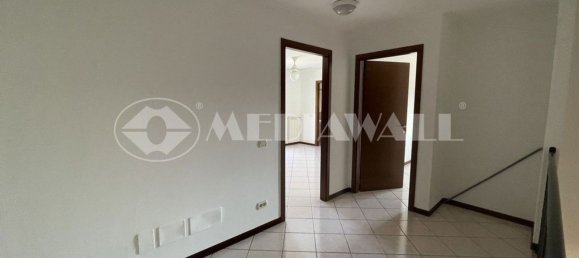 Дом с 6 комнатами в Порденоне, Италия № 93951 17