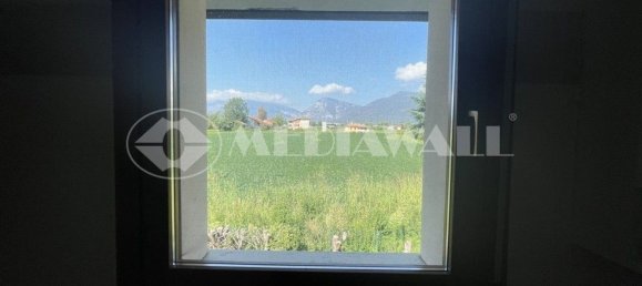 Дом с 6 комнатами в Порденоне, Италия № 93951 40