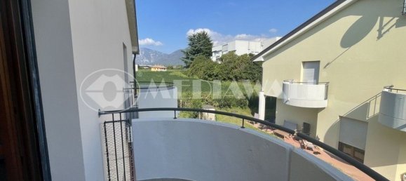 Дом с 6 комнатами в Порденоне, Италия № 93951 30