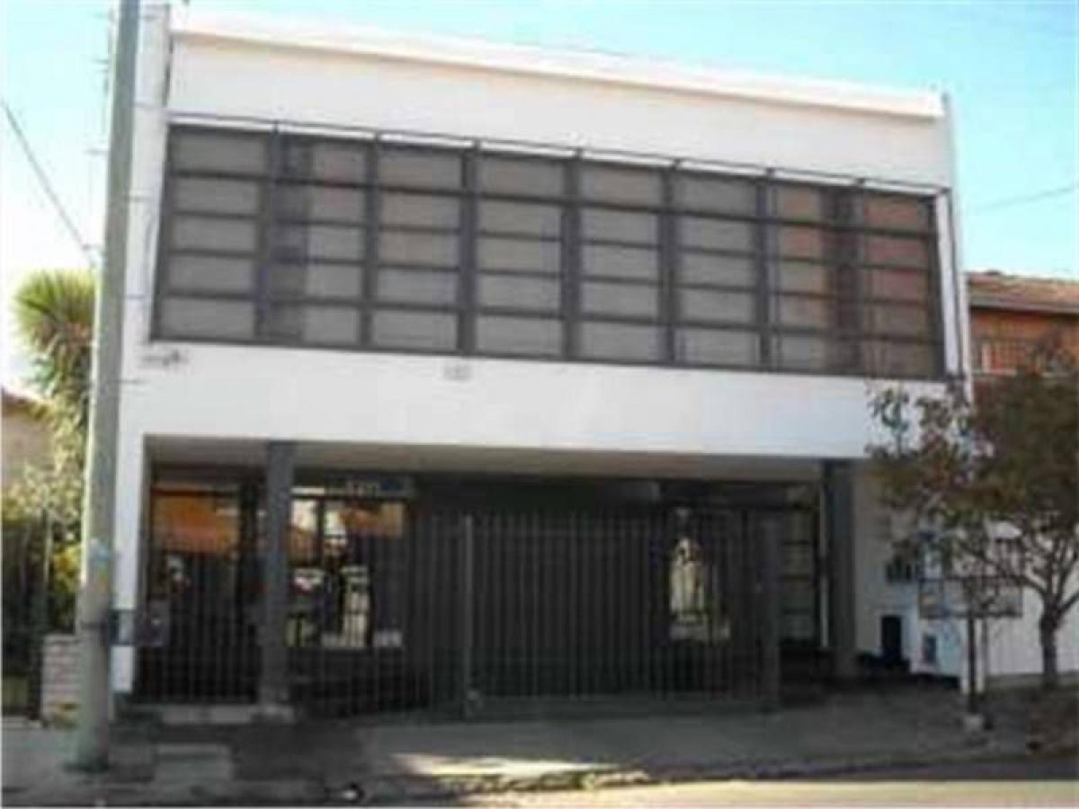 320m² Office in Vicente Lopez, Argentina No. 26373