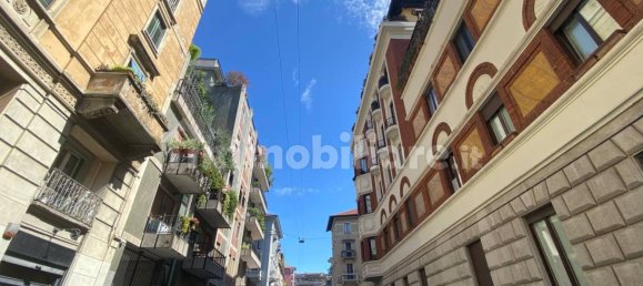 2 rooms Commercial property in Milan, Italy No. 327094 4