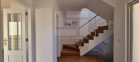 3 bedrooms House in Cascais, Portugal No. 179154 28