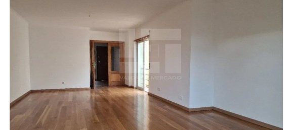 3 bedrooms House in Cascais, Portugal No. 179154 12