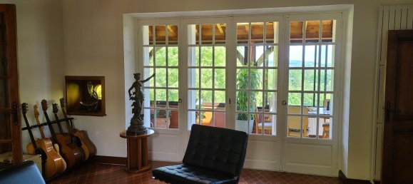 5 bedrooms House in Correze, France No. 300117 7