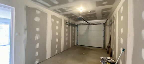 Casa de 6 habitaciónes en Laval, France No. 328488 7