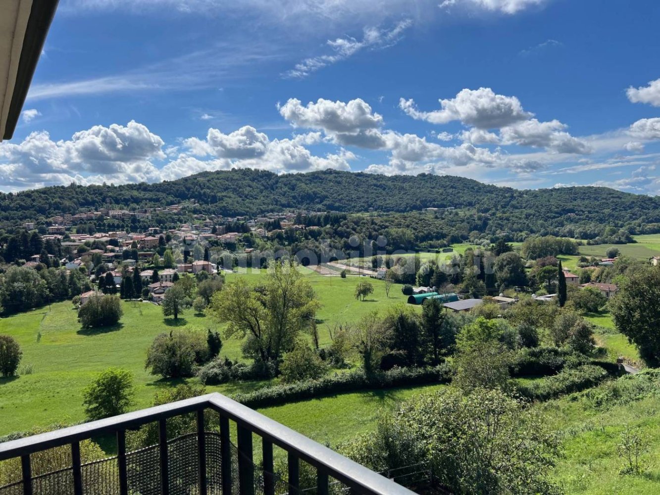 2 غرف نوم شقة في Santa Maria Hoè, Italy رقم 323424