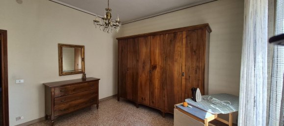 4 bedrooms Apartment in Reggio Emilia, Italy No. 349376 9