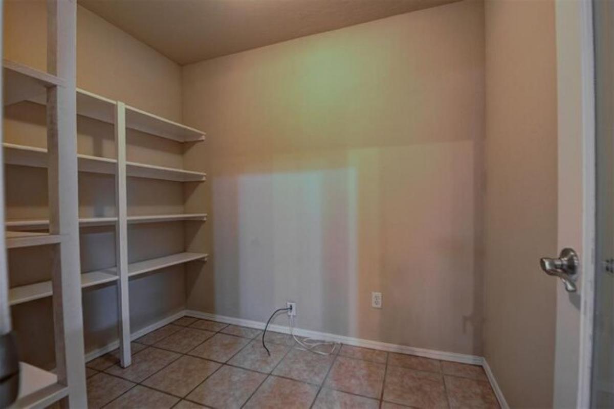 Casa de 4 dormitorios en Oklahoma City, USA No. 370799