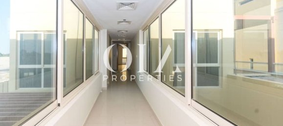 Villa T4 em Al Raha Gardens, UAE N.º 17394 8