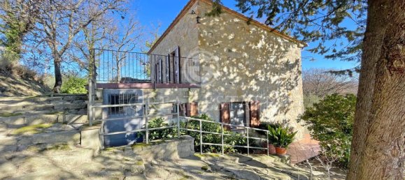 2 bedrooms House in Radicofani, Italy No. 158845 9