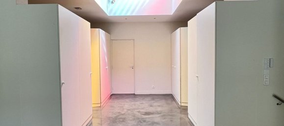 3 bedrooms House in Seine-Saint-Denis, France No. 177910 10