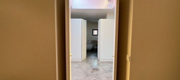 3 bedrooms House in Seine-Saint-Denis, France No. 177910 13