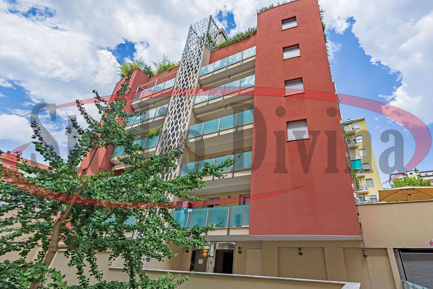 1 bedroom Apartment in Milan, Italy No. 313915