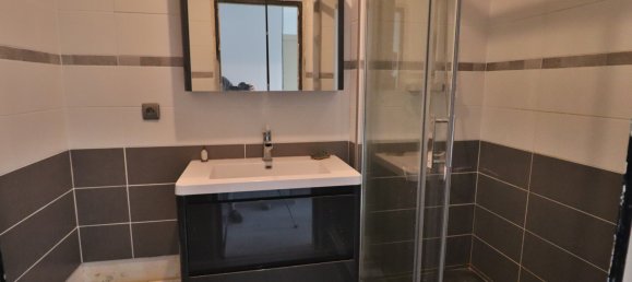 3 غرف نوم شقة في La Chapelle-Saint-Luc, France رقم 246245 4