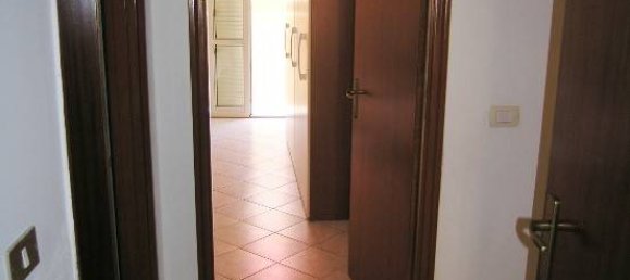 Apartamento de 2 dormitorios en Pachino, Italy No. 102953 3