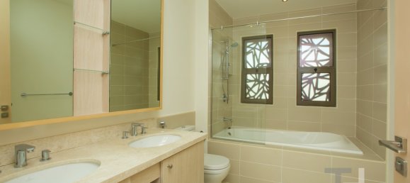 Adosado de 3 dormitorios en Reem, UAE No. 94543 7