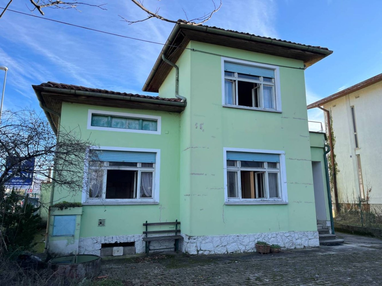 Villa de 3 dormitorios en Gorizia, Italy No. 295598