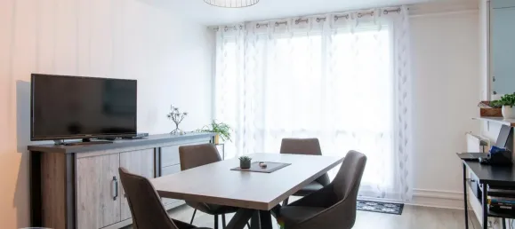 3-salle Appartement à Amiens, France No. 160301 9