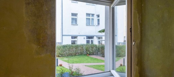 2 rooms Apartment in Britz, Germany No. 366941 2