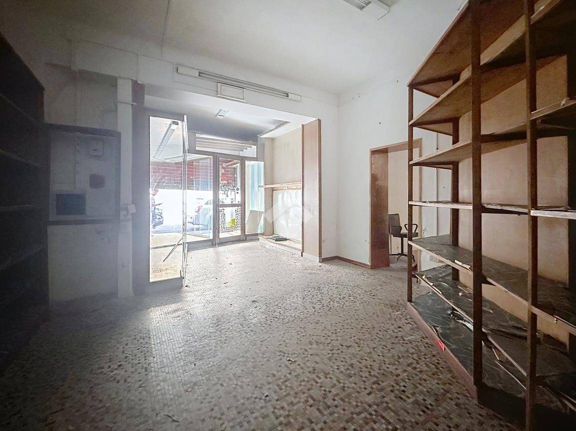 50m² Commercial property in Livorno, Italy No. 282722