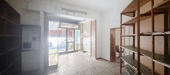 50m² Commercial property in Livorno, Italy No. 282722 16