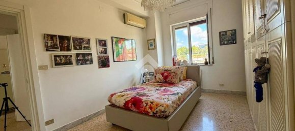 Квартира с 1 спальней в Неаполь, Италия № 273438 16