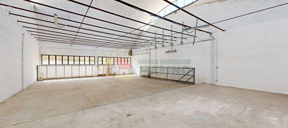 Almacén en Vimodrone, Italy 320 m² No. 373625 12