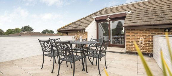 3 bedrooms Penthouse in Enfield, United Kingdom No. 6622 24