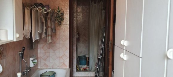 5 rooms Apartment in Montemagno, Italy No. 119777 5