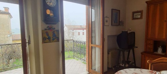 5 rooms Apartment in Montemagno, Italy No. 119777 26