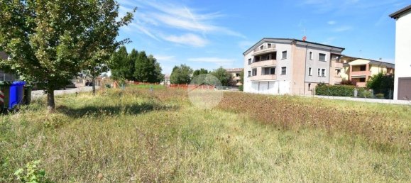 1500m² Land in Fidenza, Italy No. 379339 2