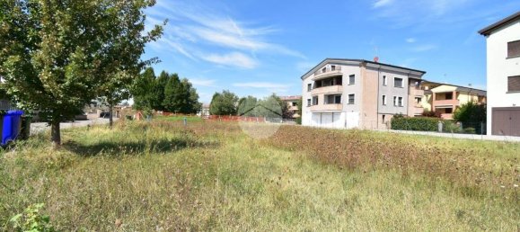 1500m² Land in Fidenza, Italy No. 379339 9