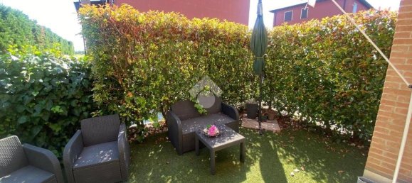 2 bedrooms Apartment in Collecchio, Italy No. 294646 4