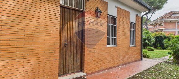 10 rooms Apartment in Rome, Italy No. 14799 27