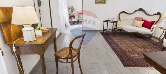 10 rooms Apartment in Rome, Italy No. 14799 33