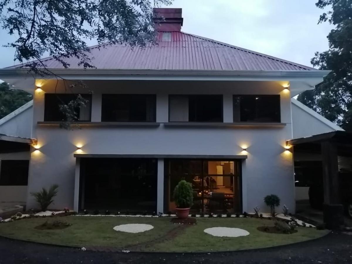 Casa T8 em San Rafael, Costa Rica N.º 303