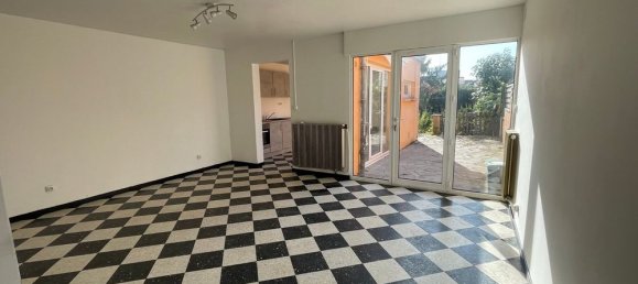 4 bedrooms House in Anzin, France No. 230019 2