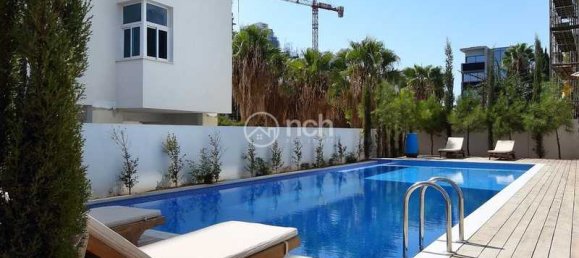 Квартира с 3 спальнями в Лимассол, Кипр № 18685 3