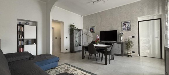 2 bedrooms Villa in Airasca, Italy No. 61101 3